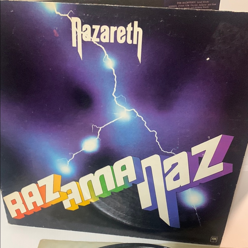 Nazareth Razamanaz Vinyl Record classic rock,record mint,miner wear on cover.